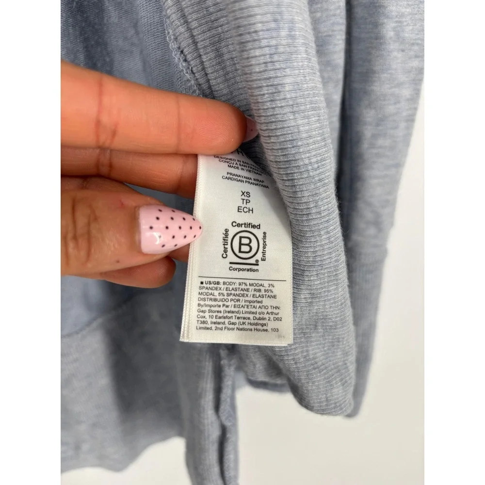 Athleta Cardigan Womens‎ XS Gray Pranayama Wrap Open Front Thumbholes Pocket - Picture 4 of 7